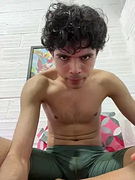 Snapshot of Axel-Mejia chatting on October 2025 02:36:02 AM Axel-Mejia online show from October 2025 02:36:02 AM