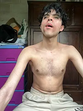 Snapshot of Axel-Mejia chatting on June 2026 08:29:01 PM Axel-Mejia online show from June 2026 08:29:01 PM