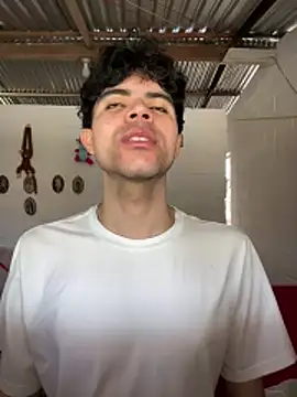 Axel-Mejia online show from February 2026 07:14:01 PM