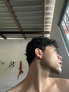 Axel-Mejia online show from February 2026 06:52:01 PM