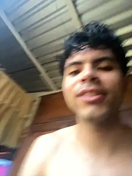 Axel-Mejia online show from November 2025 07:14:02 PM