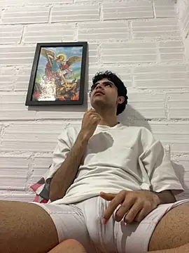 Axel-Mejia online show from October 2025 02:22:02 AM