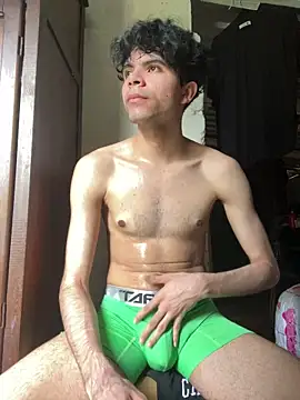 Snapshot of Axel-Mejia chatting on May 2026 07:34:02 PM Axel-Mejia online show from May 2026 07:34:02 PM
