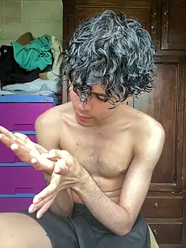 Snapshot of Axel-Mejia chatting on June 2026 06:35:01 PM Axel-Mejia online show from June 2026 06:35:01 PM