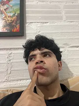 Axel-Mejia online show from February 2026 12:11:01 AM