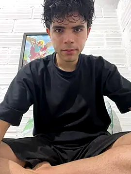 Axel-Mejia online show from October 2025 02:21:01 AM