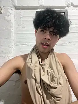 Snapshot of Axel-Mejia chatting on June 2026 02:01:01 AM Axel-Mejia online show from June 2026 02:01:01 AM