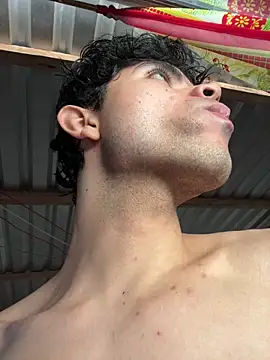 Axel-Mejia online show from January 2026 06:33:01 PM