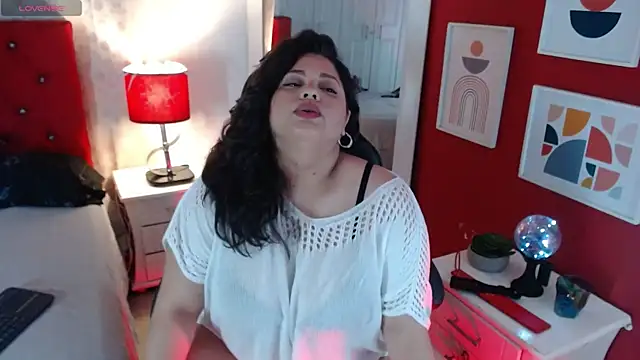 merly chica online show from November 2025 01:05:01 PM