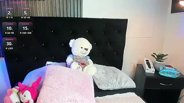 nanny  cute online show from September 2025 04:41:02 AM