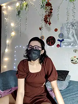 SinfulTemptation online show from November 2025 02:42:02 PM