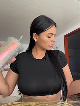 AnaaFaith  online show from December 2025 07:52:01 PM