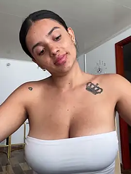 AnaaFaith  online show from October 2025 05:02:02 PM