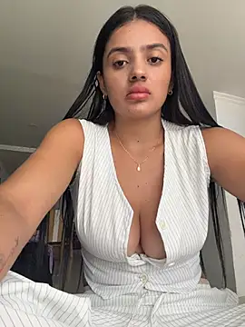 AnaaFaith  online show from March 2026 07:32:02 PM