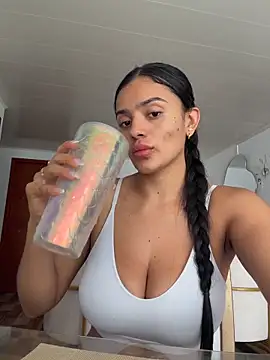 AnaaFaith  online show from April 2026 06:50:01 PM