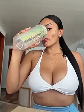 AnaaFaith  online show from April 2026 05:27:02 PM