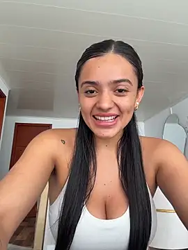 AnaaFaith  online show from April 2026 06:22:01 PM