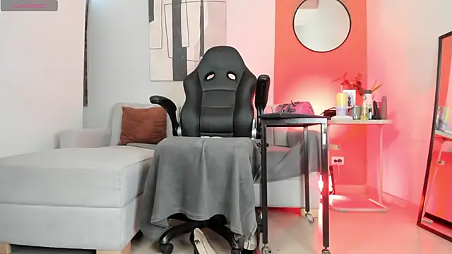 freya 26 online show from February 2026 01:08:01 PM