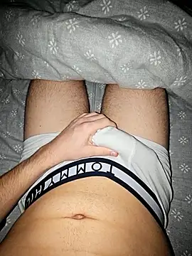 Snapshot of NonDirloAllaMamma chatting on November 2025 09:19:02 PM NonDirloAllaMamma online show from November 2025 09:19:02 PM