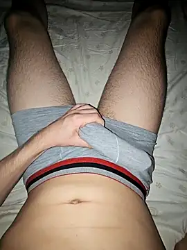 Snapshot of NonDirloAllaMamma chatting on September 2025 08:13:01 PM NonDirloAllaMamma online show from September 2025 08:13:01 PM