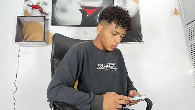 Snapshot of Manuel_Mateus1 chatting on September 2025 09:15:01 PM Manuel Mateus1 online show from September 2025 09:15:01 PM