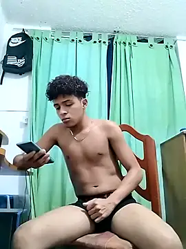 Snapshot of Manuel_Mateus1 chatting on September 2025 12:28:02 AM Manuel Mateus1 online show from September 2025 12:28:02 AM