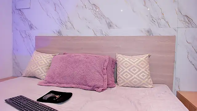 Snapshot of sofiagomez__ chatting on December 2025 07:01:01 PM sofiagomez online show from December 2025 07:01:01 PM