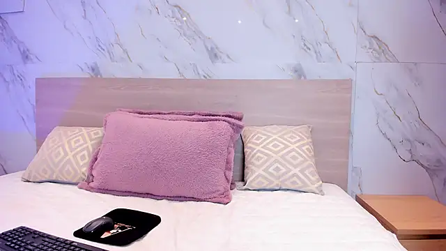 Snapshot of sofiagomez__ chatting on November 2025 07:13:02 PM sofiagomez online show from November 2025 07:13:02 PM