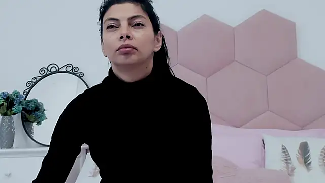 Snapshot of LadyLiia chatting on February 2025 05:05:02 AM LadyLiia online show from February 2025 05:05:02 AM