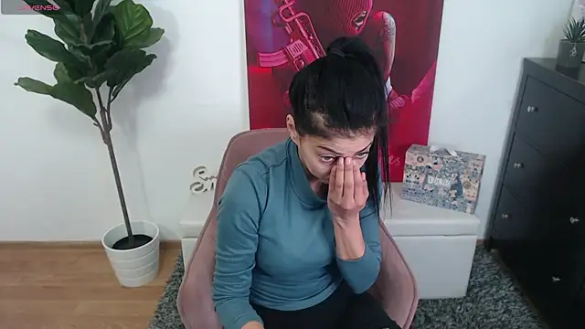 LadyLiia online show from March 2026 04:03:02 AM