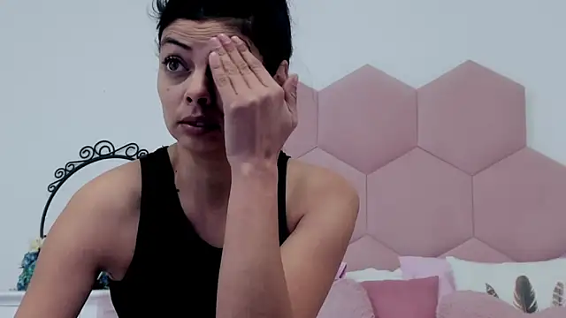 Snapshot of LadyLiia chatting on February 2025 04:54:02 AM LadyLiia online show from February 2025 04:54:02 AM