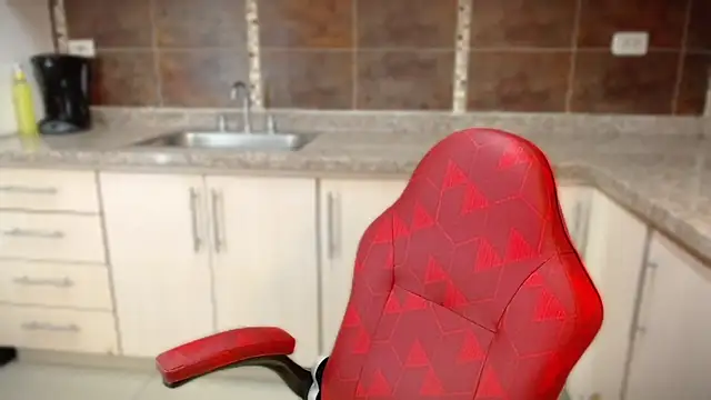 ValentinaMillers  online show from September 2025 03:29:01 PM