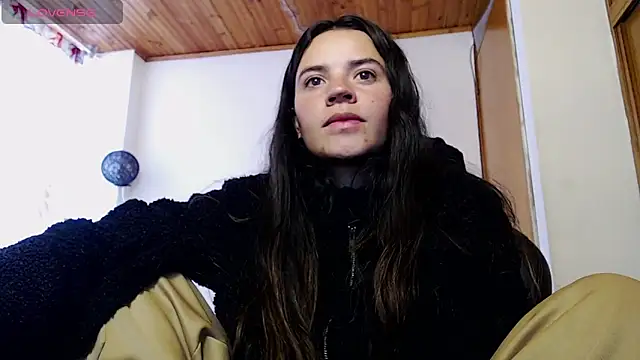 Skylar Serenity online show from October 2025 07:44:02 PM