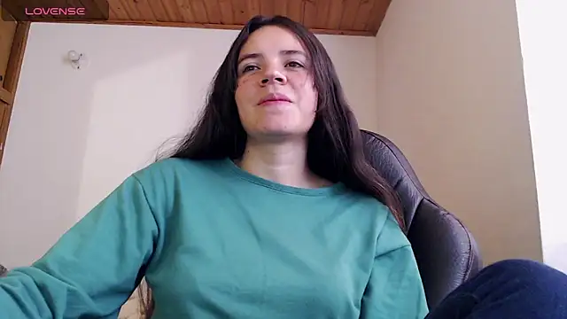 Skylar Serenity online show from November 2025 05:46:05 PM