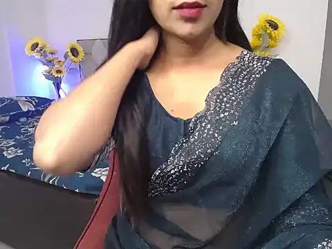 Snapshot of Little_queenn chatting on September 2025 01:11:01 AM Little queenn online show from September 2025 01:11:01 AM