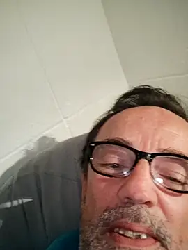 Txacas online show from November 2025 04:06:01 AM