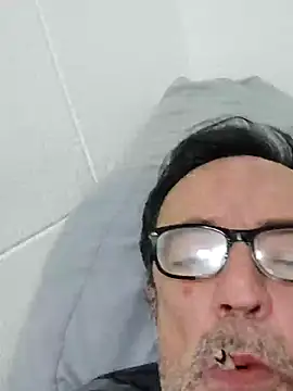 Txacas online show from November 2025 03:24:02 AM