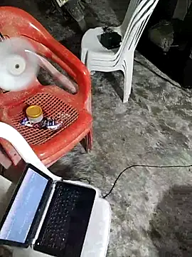 giannis090 online show from September 2025 08:45:02 PM