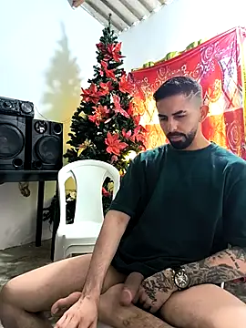 giannis090 online show from December 2025 08:22:02 PM