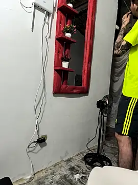 giannis090 online show from October 2025 07:47:01 PM