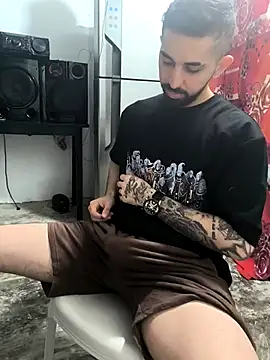 giannis090 online show from November 2025 08:46:01 PM