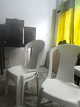 giannis090 online show from November 2025 08:20:02 PM