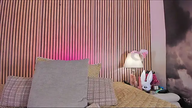 keeyla stone online show from November 2025 09:25:02 PM