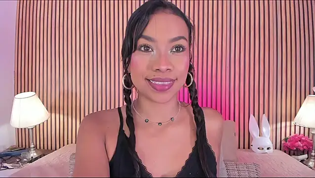 keeyla stone online show from November 2025 08:36:02 PM