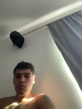 Mexican boy 21 online show from September 2025 12:10:01 AM