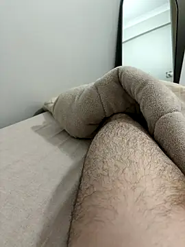 Emrnh online show from October 2025 11:03:02 PM