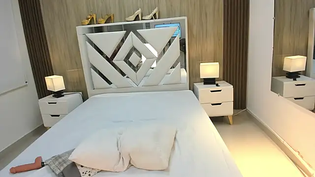 Snapshot of VanessaHard_as chatting on May 2026 08:25:02 PM VanessaHard as online show from May 2026 08:25:02 PM