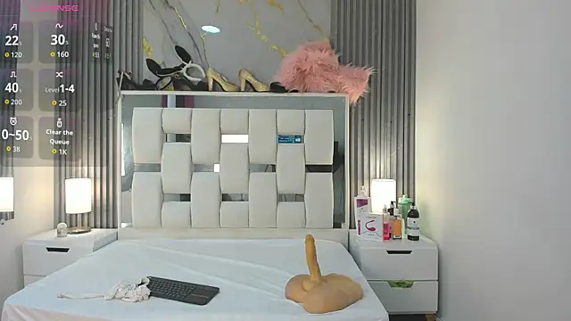 VanessaHard as online show from November 2025 08:24:01 PM