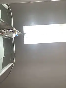 yesirrrr111 online show from April 2026 11:33:01 PM