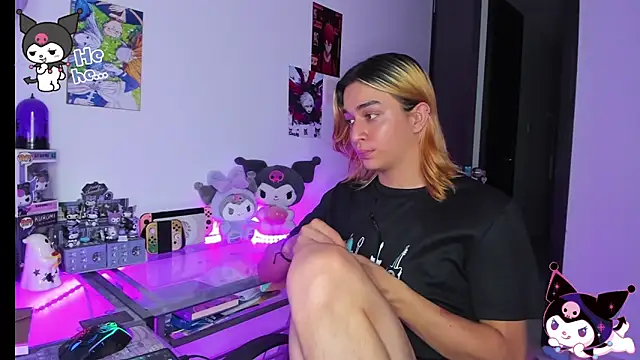 KeitaMoon online show from October 2025 10:00:01 PM